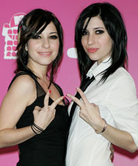 20060413veronicas.jpg